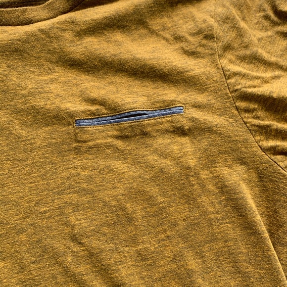 Men’s Levi’s Gold&Gray Tee Shirt w/Pocket - Size L - Picture 3 of 4